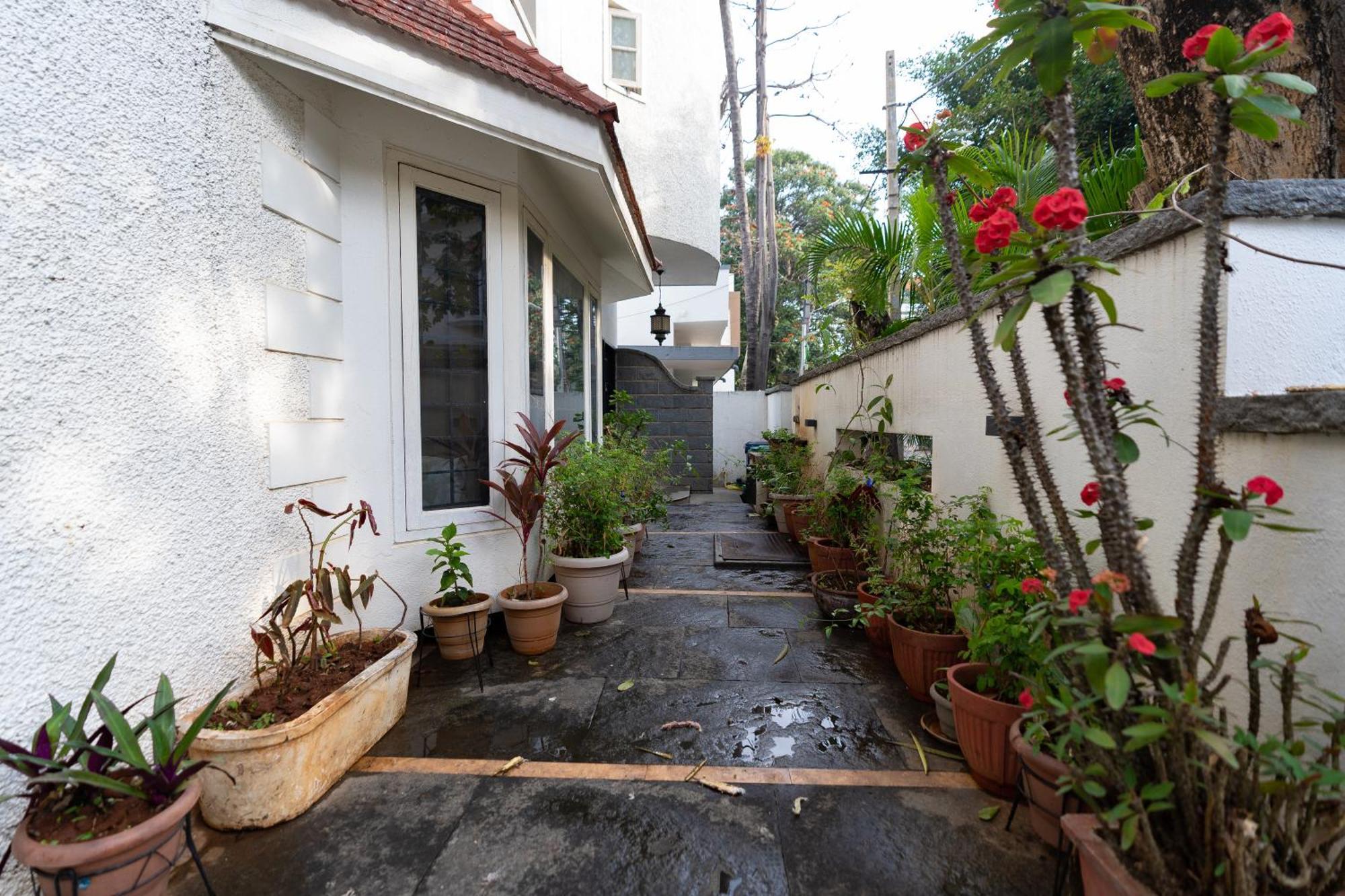 Luho 187 Bed and Breakfast Bangalore Eksteriør billede